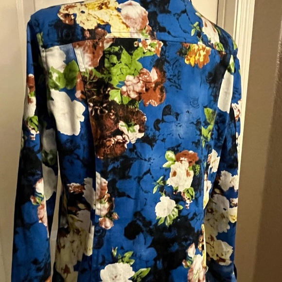 Luii Blue Cream Button Down Shirt Notched Collar - Picture 2 of 4